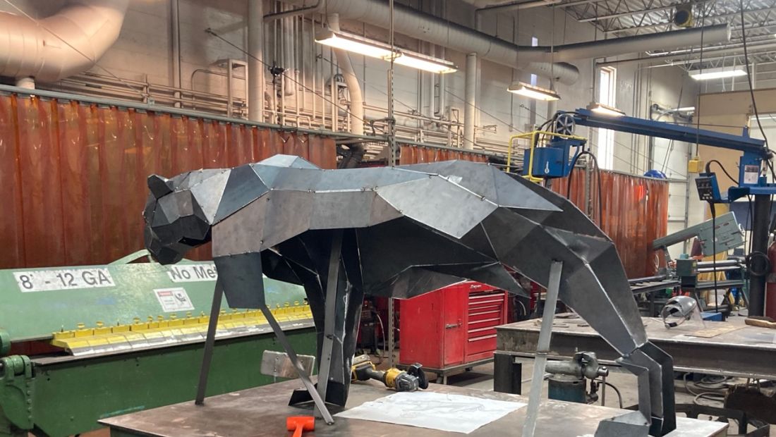 Panther in pieces in the welding lab