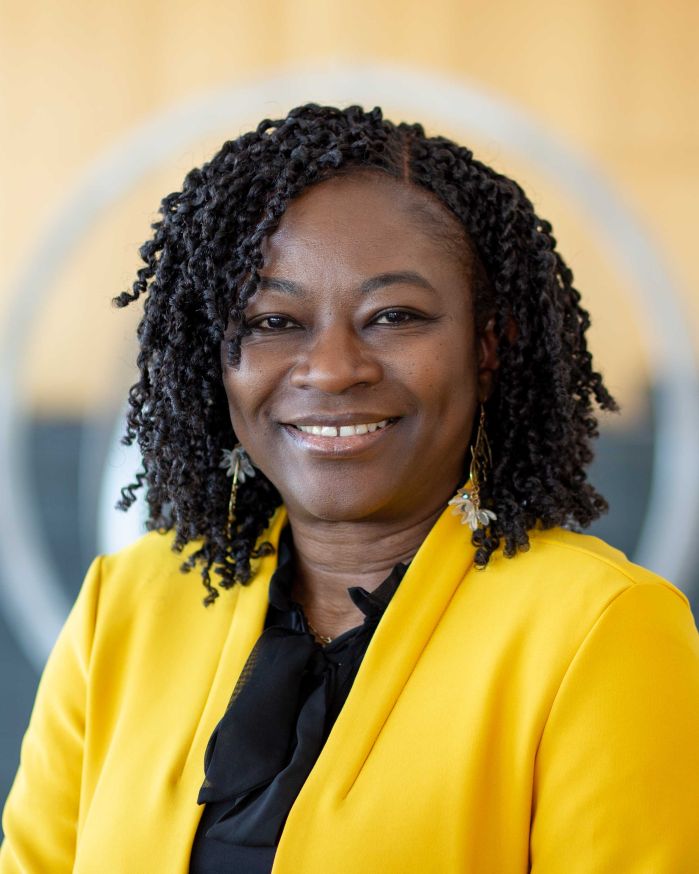 Tomy Cassalom headshot