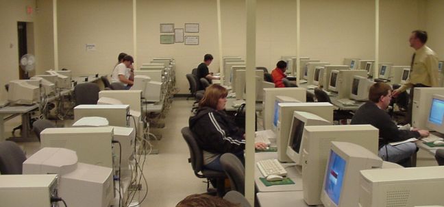 computer lab in 2001