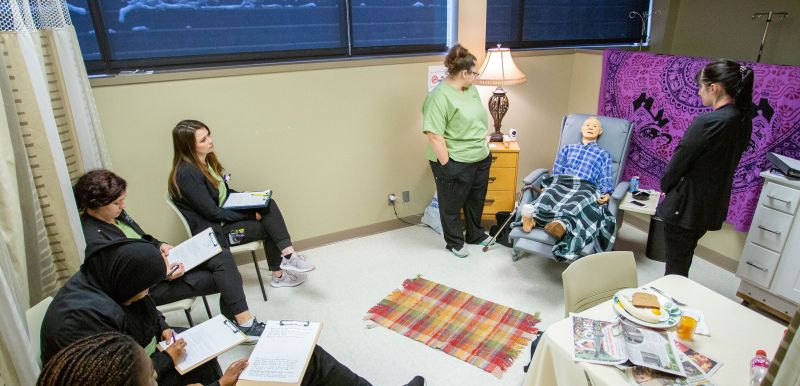 Nursing students in simulation