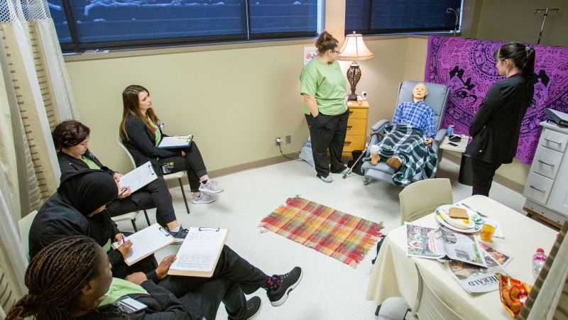Nursing students in simulation